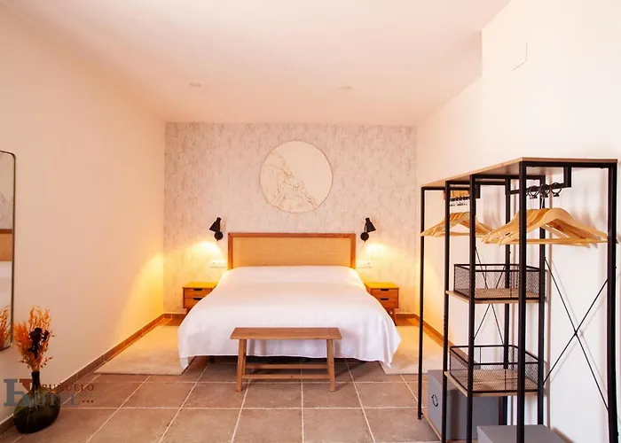 Hotel Rural El Turunuelo 4*